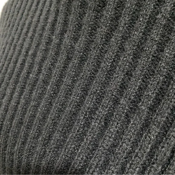 Steve Madden Black Ribbed Turtleneck Sweater - Picture 12 of 17